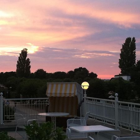 Haus Seeblick Hotel Garni & Ferienwohnungen ซินโนวิทซ์ ภายนอก รูปภาพ