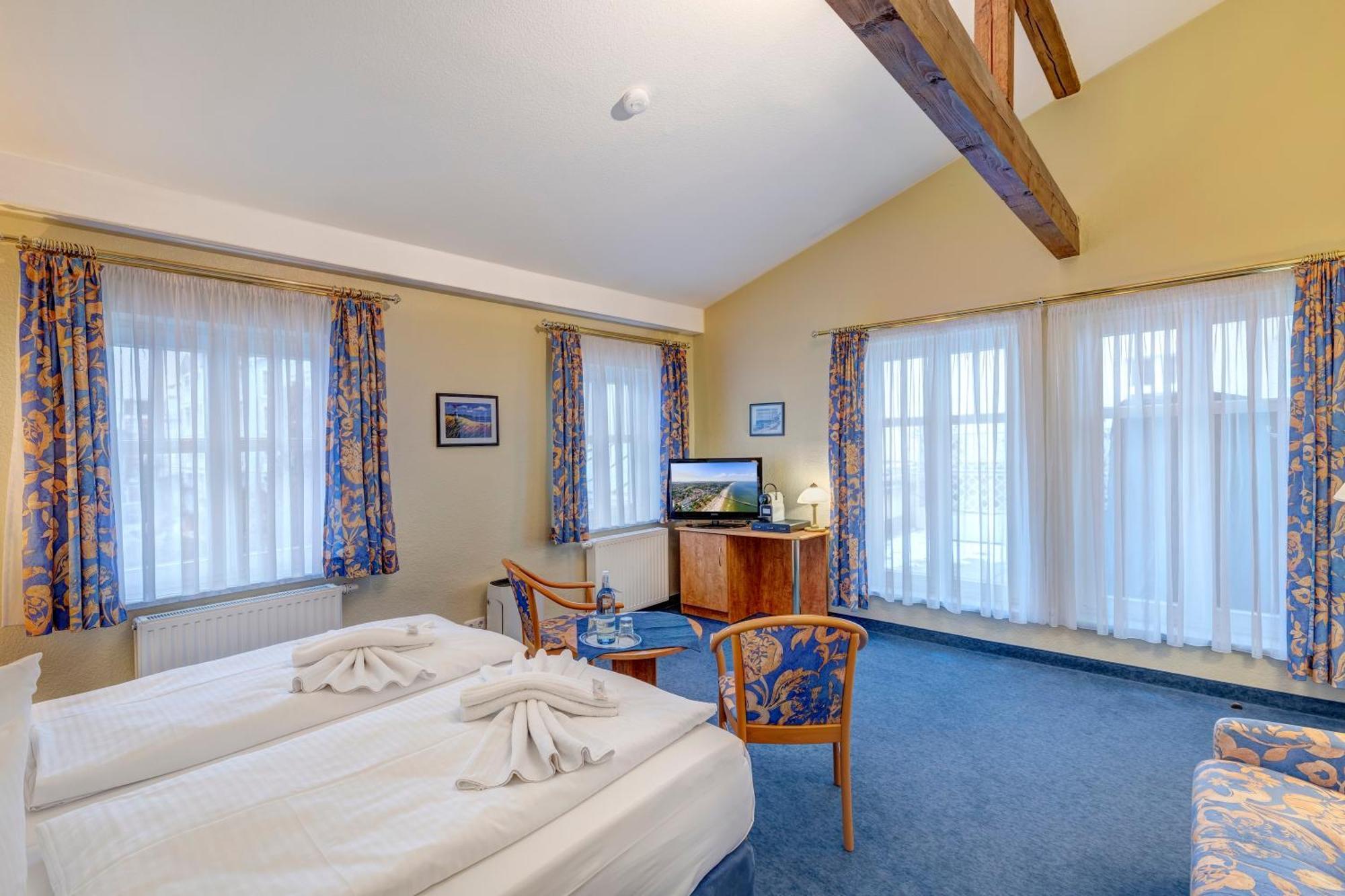 Haus Seeblick Hotel Garni & Ferienwohnungen ซินโนวิทซ์ ภายนอก รูปภาพ
