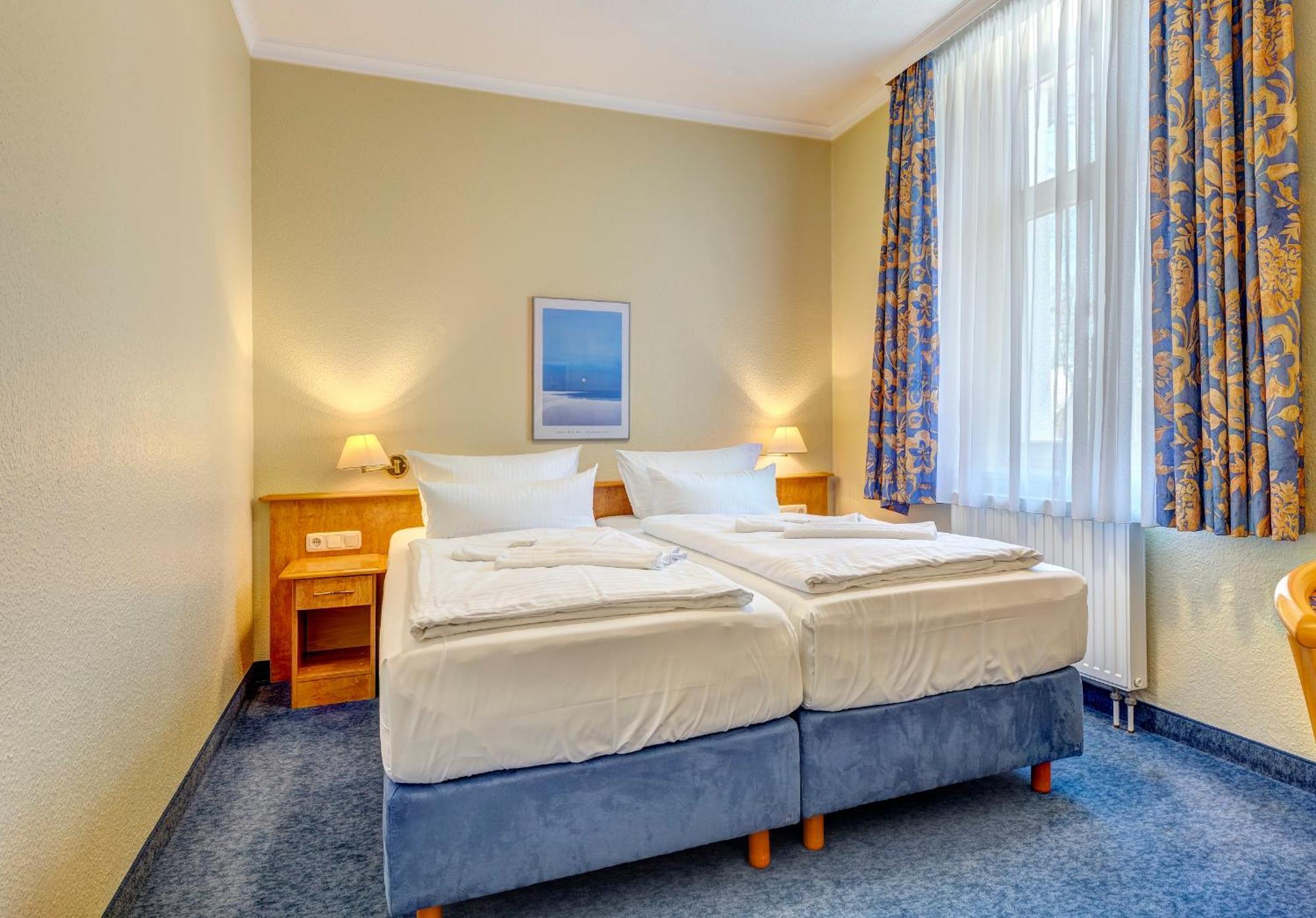 Haus Seeblick Hotel Garni & Ferienwohnungen ซินโนวิทซ์ ภายนอก รูปภาพ